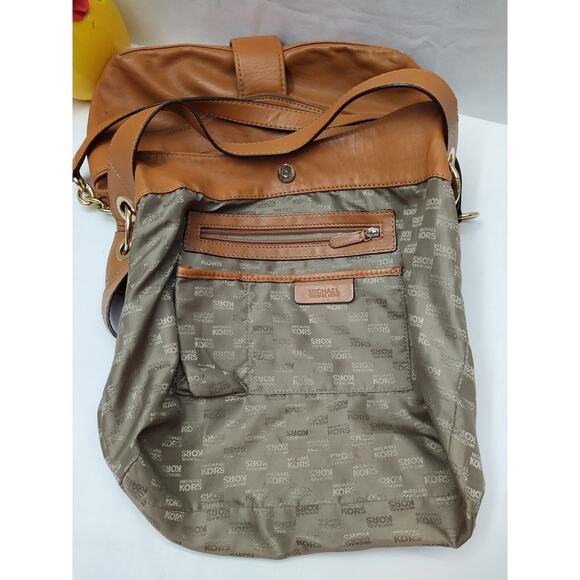 Michael Kors Jamesport Tan Brown Leather Zipper Pockets Chain Strap Shoulder Bag - Picture 10 of 16